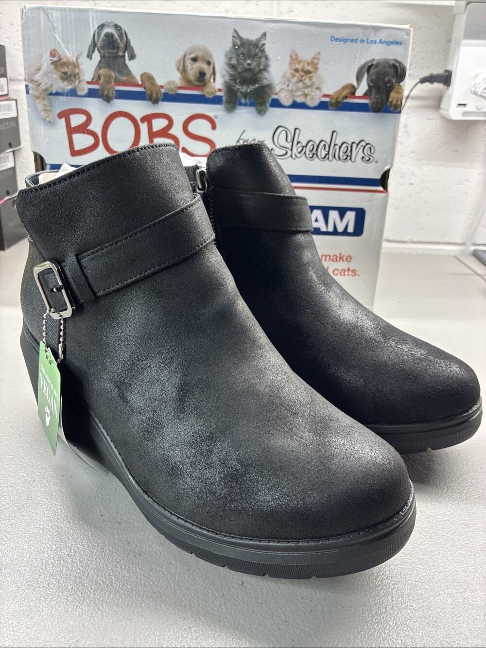 BOBS Skechers Women’s GALA - IN HIGH DEMAND Vegan Black Boots Size 11 NEW In Box